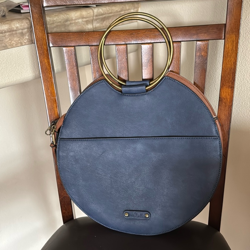Boutique, blue purse